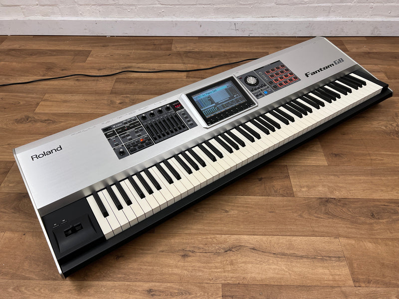 Second Hand Roland FANTOM G8 Synthesizer Serial No: ZW80189