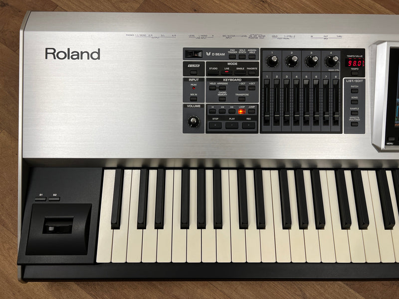 Second Hand Roland FANTOM G8 Synthesizer Serial No: ZW80189