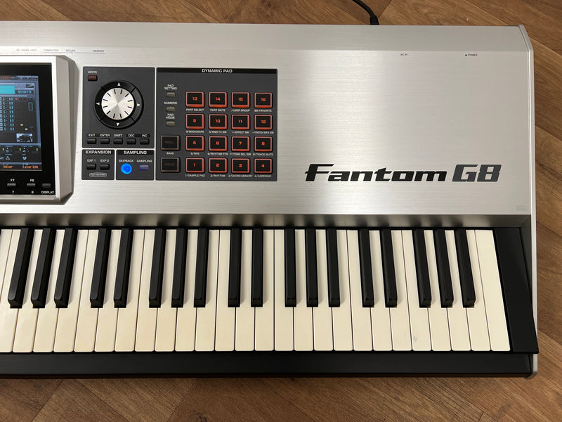 Second Hand Roland FANTOM G8 Synthesizer Serial No: ZW80189