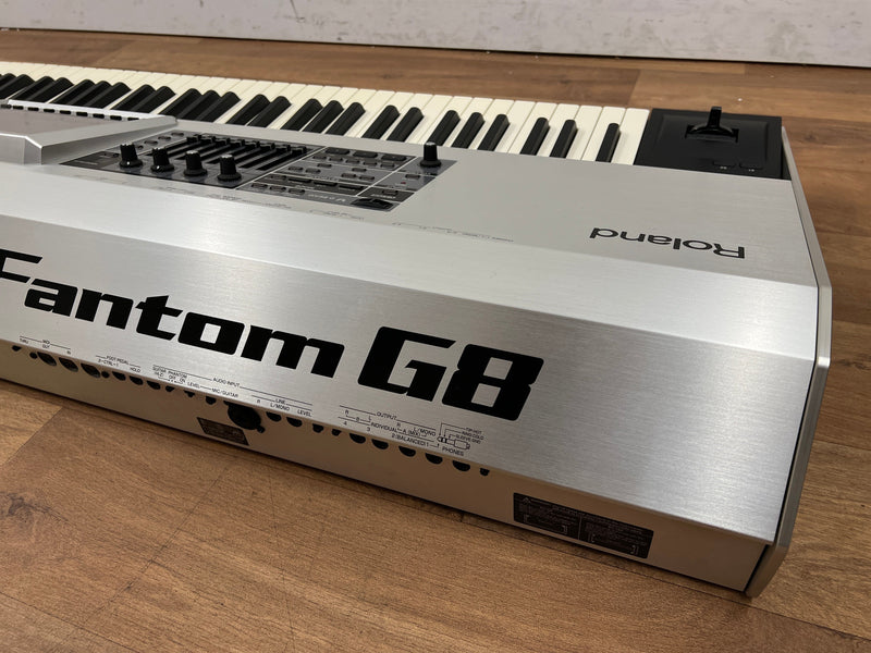 Second Hand Roland FANTOM G8 Synthesizer Serial No: ZW80189