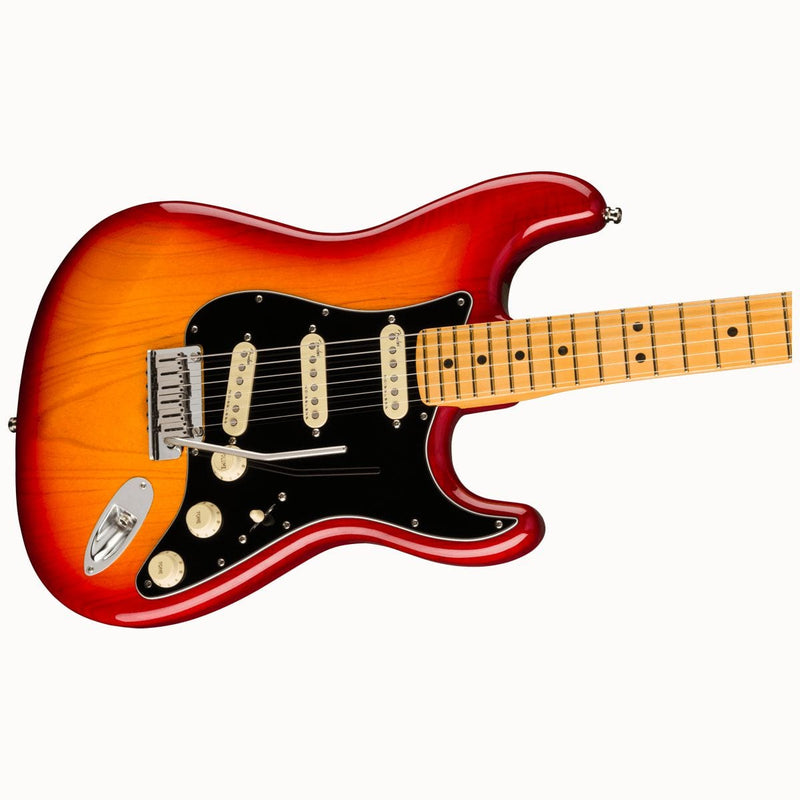 Fender Ultra Luxe Stratocaster Maple Fingerboard Plasma Red Burst