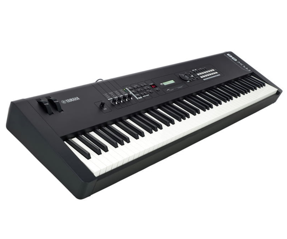 Yamaha MX88 Music Synthesizer