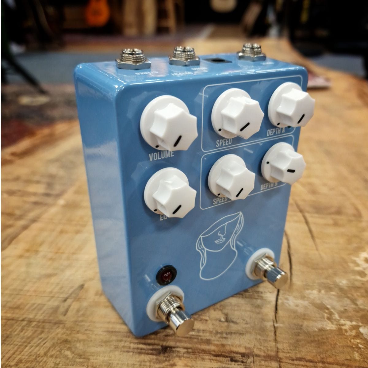 JHS Pedals Artificial Blonde Madison Cunningham Signature Vibrato Effects Pedal