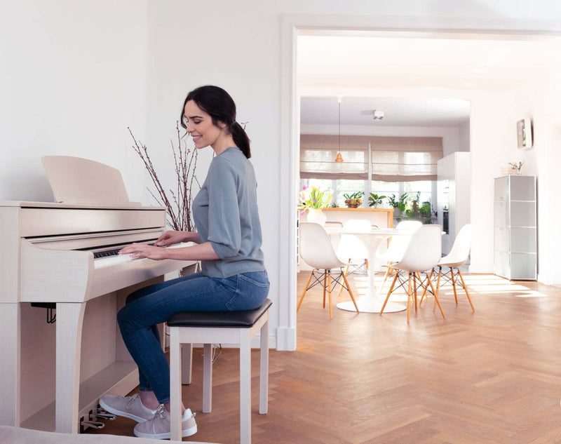 Yamaha CLP735WA Clavinova Digital Piano; White Ash