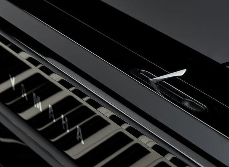 Yamaha CLP745PE Clavinova Digital Piano; Polished Ebony