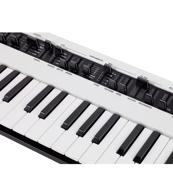 Yamaha Reface CS: Analogue Synthesizer