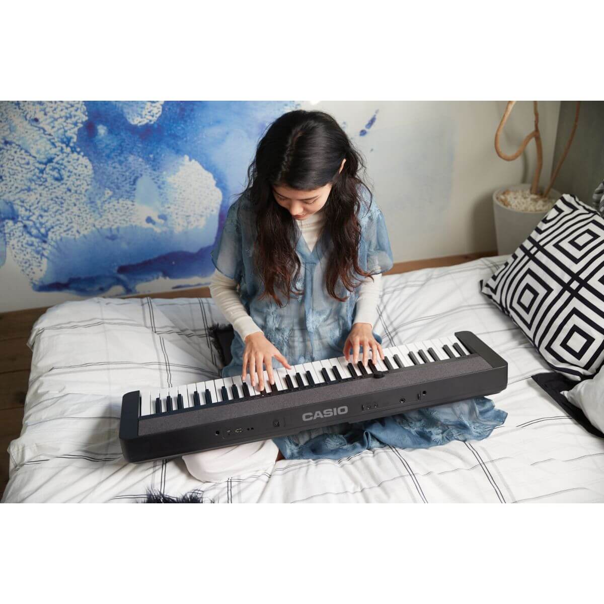 Casio CT-S1 Digital Piano; Black Value Package With Black Stand