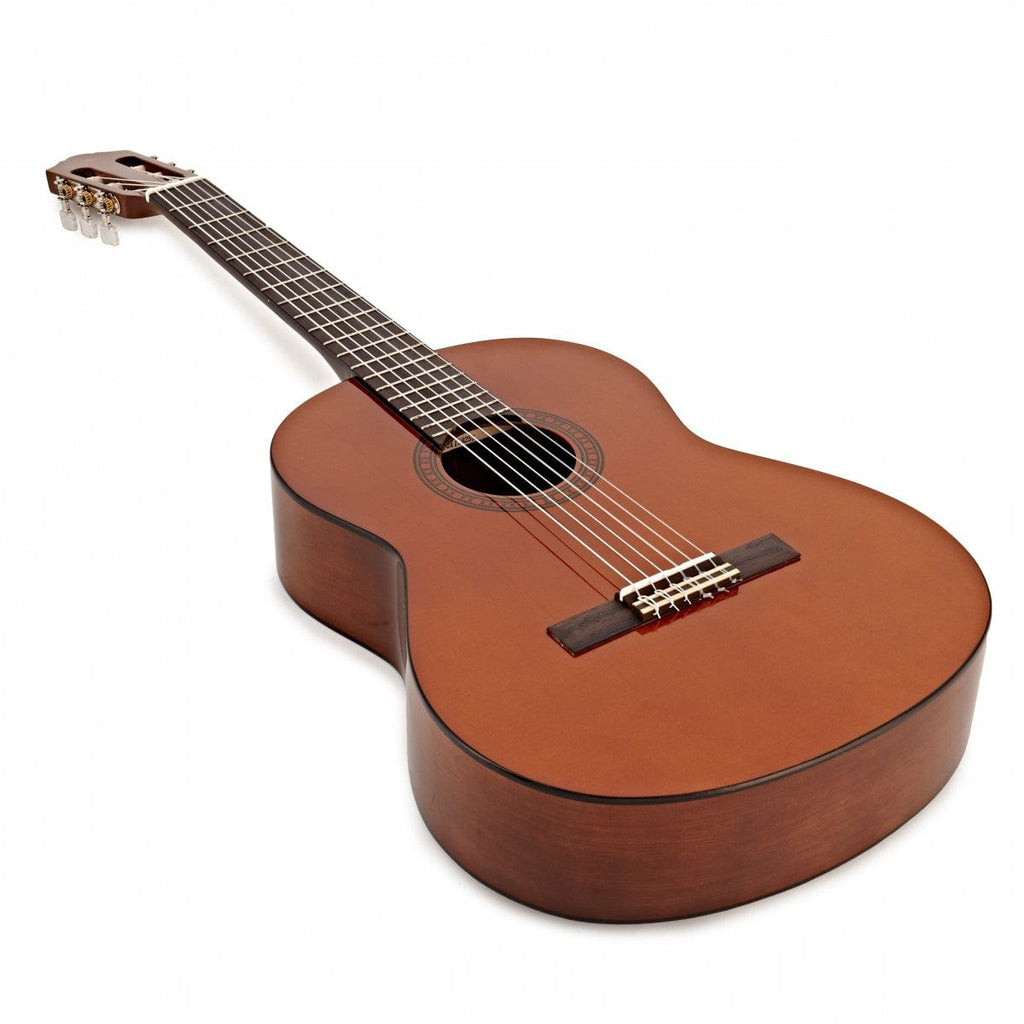 Guitar Review: The Yamaha C40 Classical Guitar. A fantastic guitar