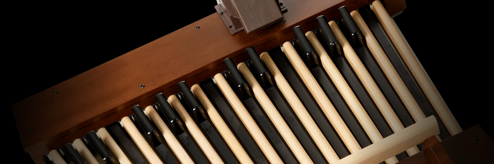 Hammond Pedalboards