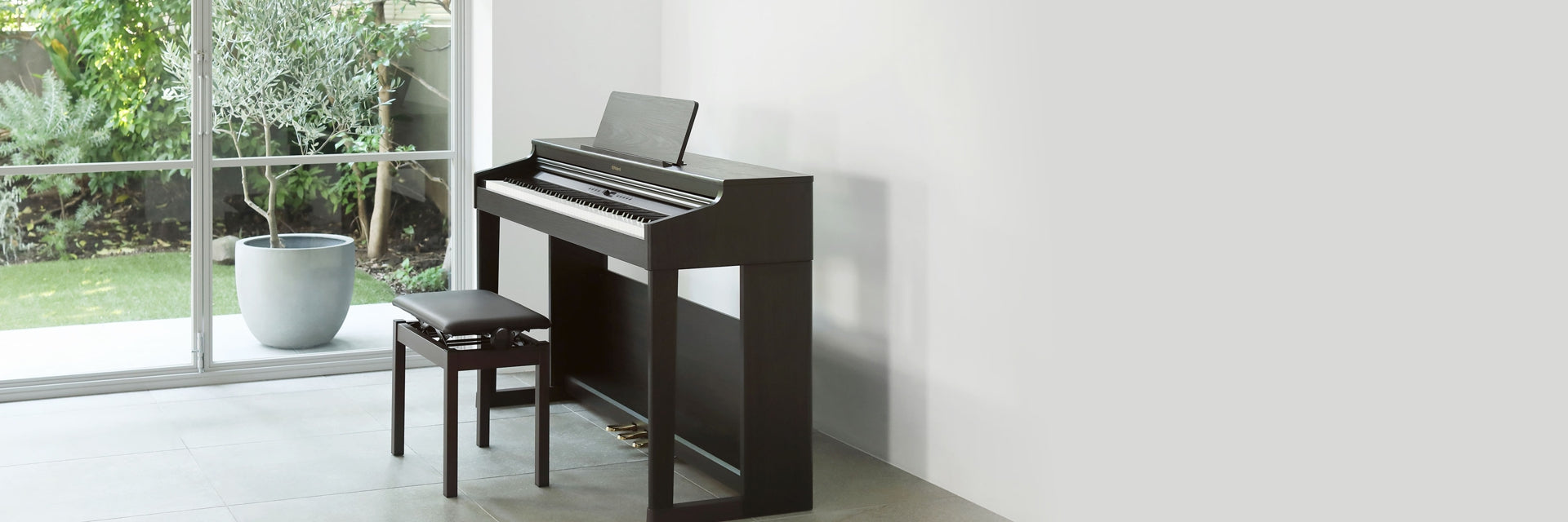 Roland RP701 Digital Piano