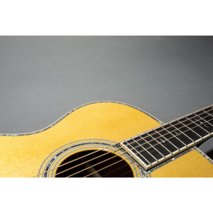 Martin 00042 Standard Series Acoustic Guitar