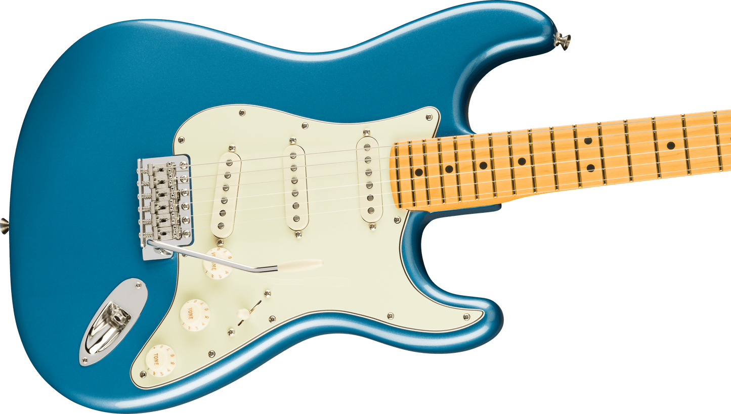 Fender American Professional Classic Stratocaster; Maple Fingerboard, Faded Lake Placid Blue
