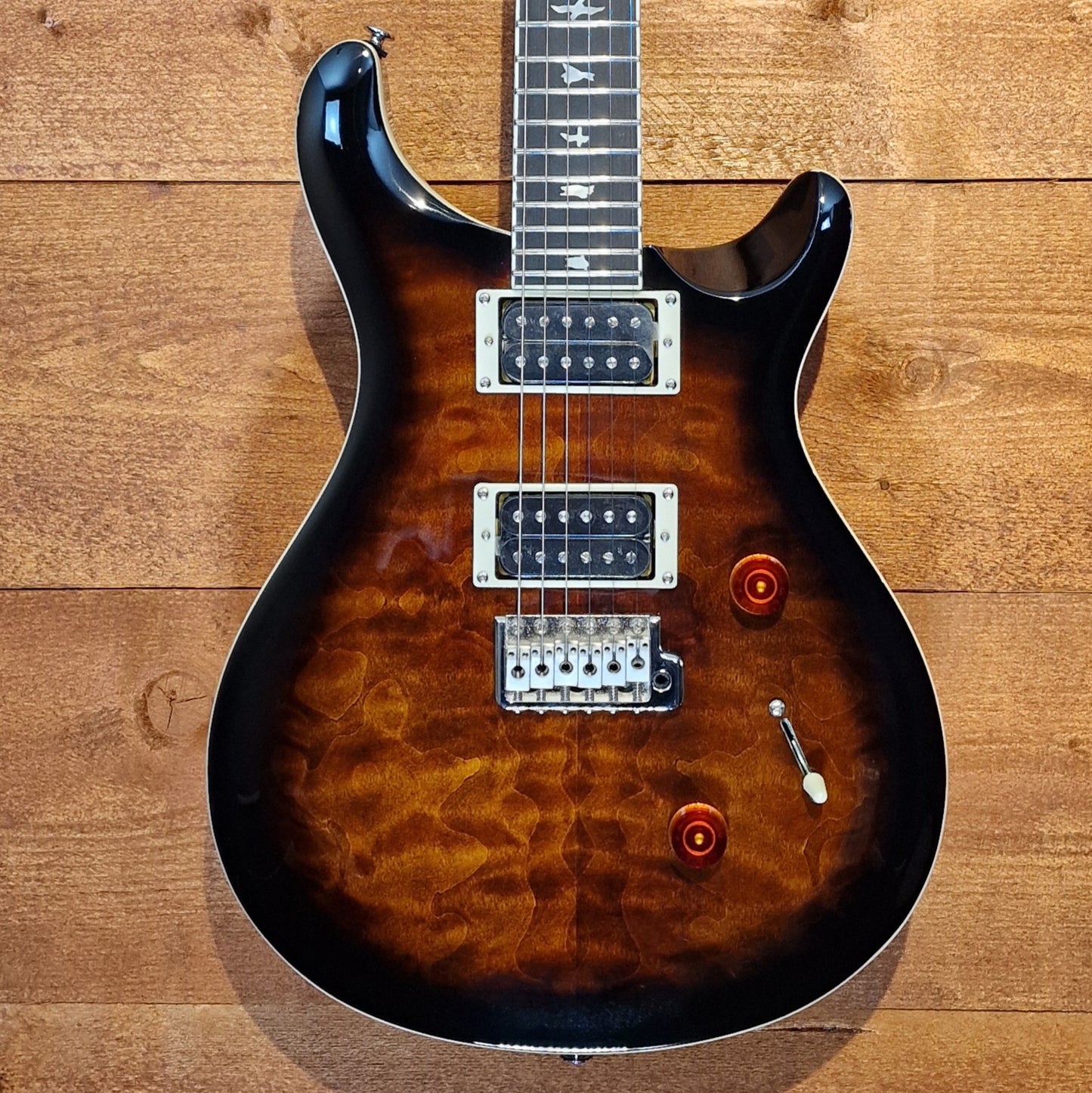 PRS SE Custom 24 Electric Guitar; Black & Gold Sunburst Quilt