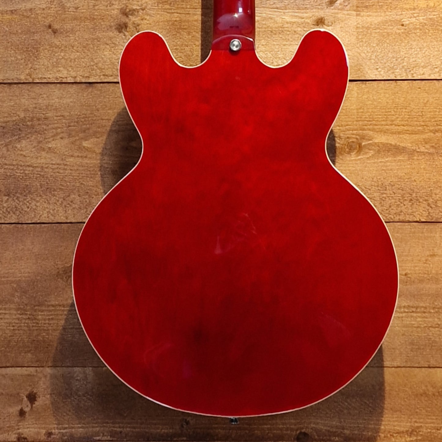 Epiphone Riviera; Cherry with frequensator tail piece; Serial No: 10051501295 | Second Hand