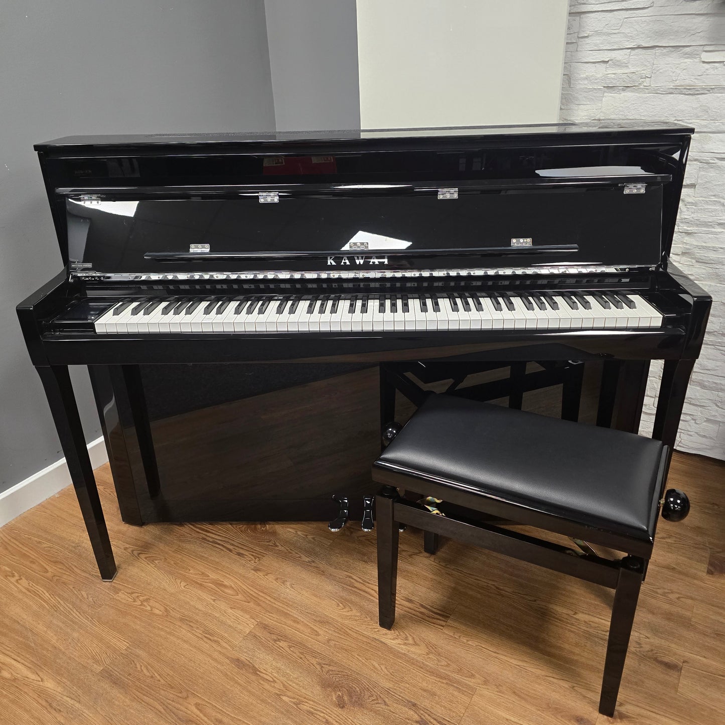 Kawai NV5S Hybrid Piano Incl Matching Stool; Serial No: G787649 | Ex-Display