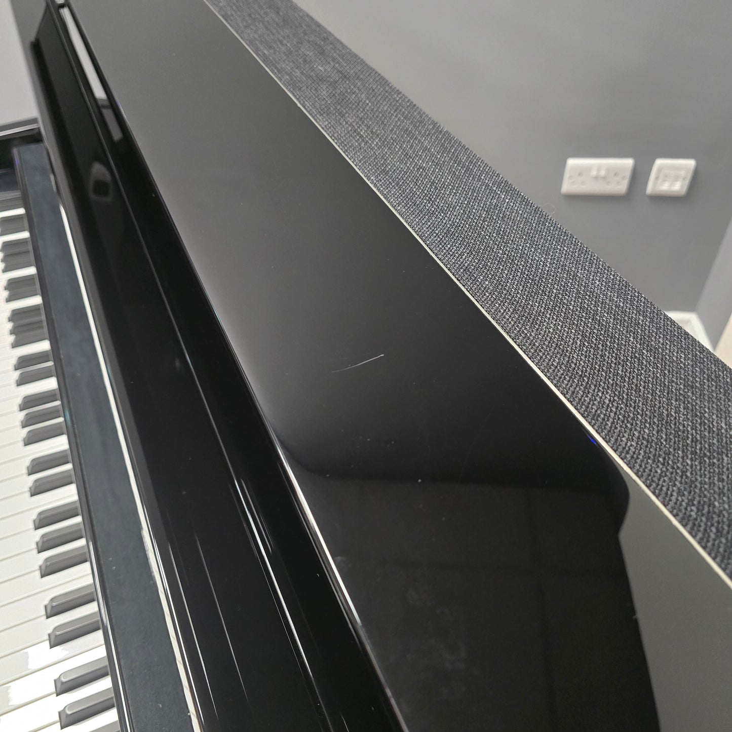 Kawai NV5S Hybrid Piano Incl Matching Stool; Serial No: G787649 | Ex-Display