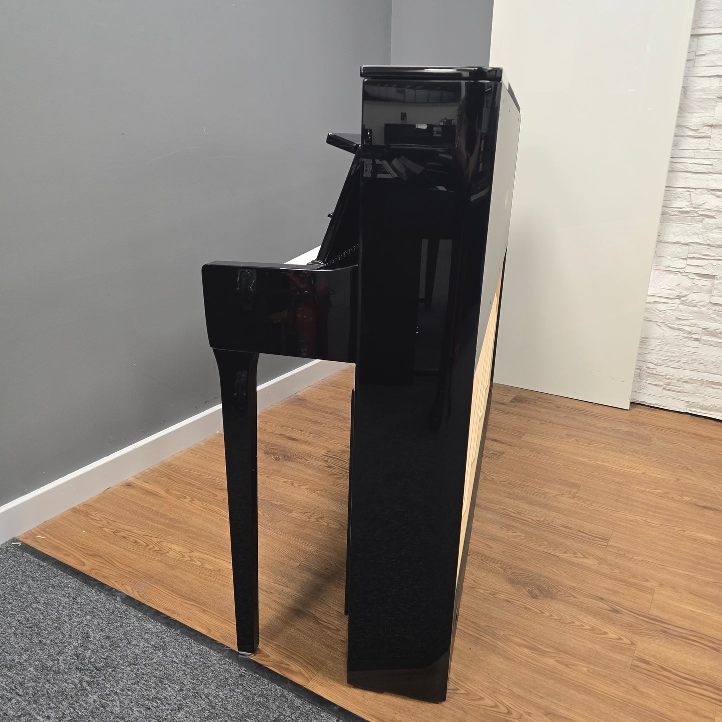 Kawai NV5S Hybrid Piano Incl Matching Stool; Serial No: G787649 | Ex-Display