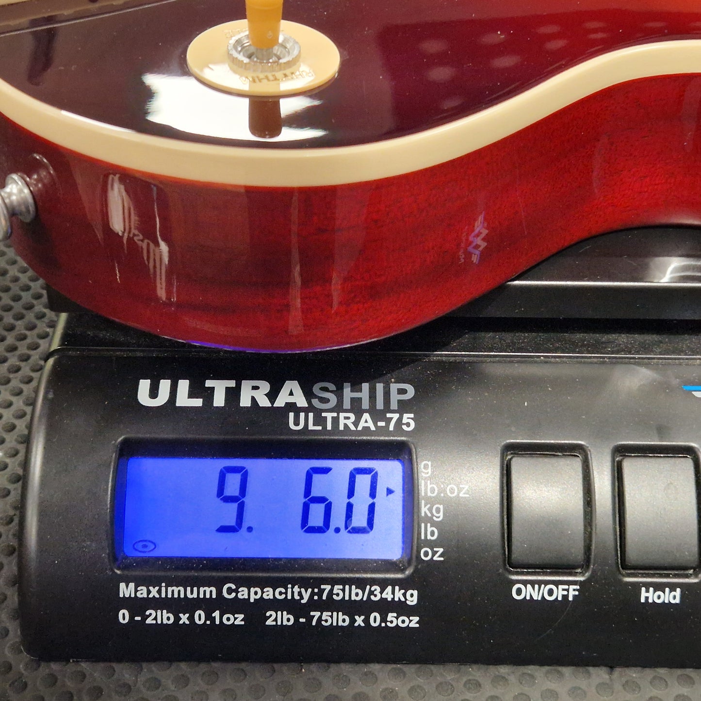 Gibson Les Paul Standard 60s Figured Top; Bourbon Burst | With 3 FREE Maestro Effects Pedals