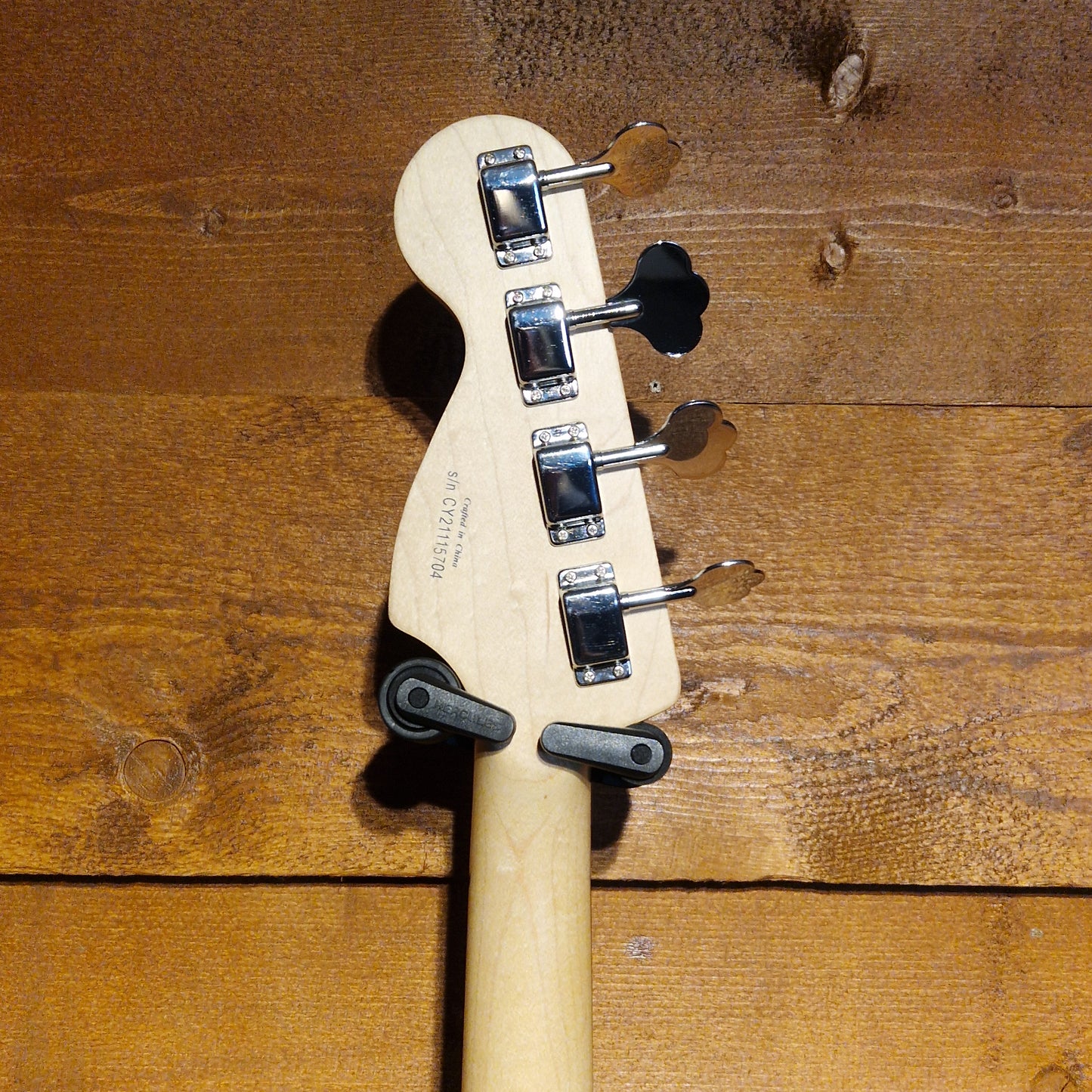 Squier Affinity Precision Bass; Black: Serial No: CY21115704 | Second Hand