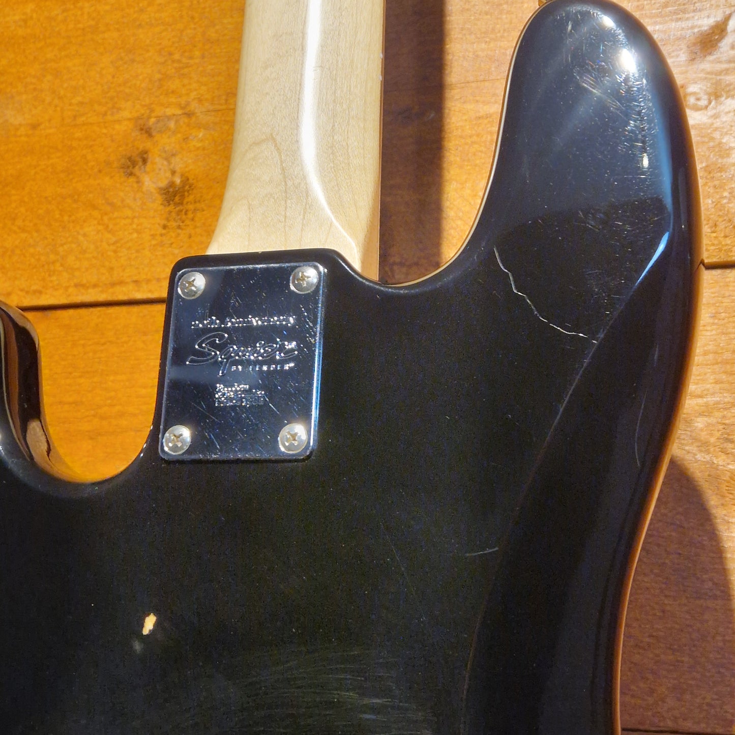 Squier Affinity Precision Bass; Black: Serial No: CY21115704 | Second Hand