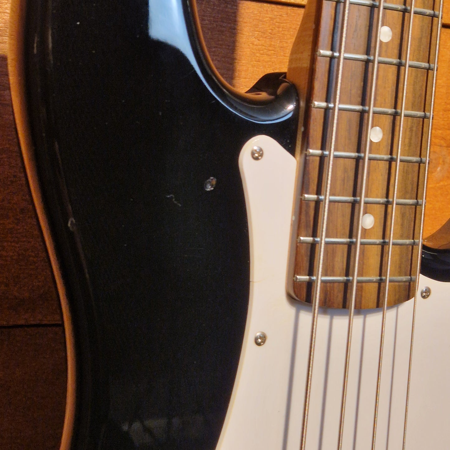 Squier Affinity Precision Bass; Black: Serial No: CY21115704 | Second Hand