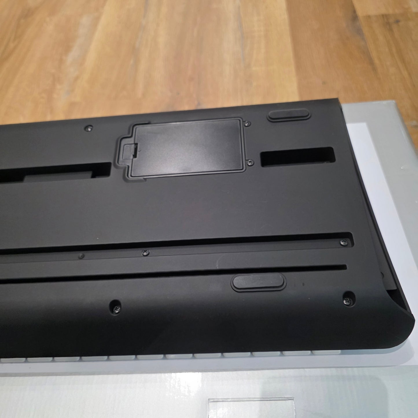 Korg Kross 2 61 Keyboard; Serial No: 5238 | Second Hand