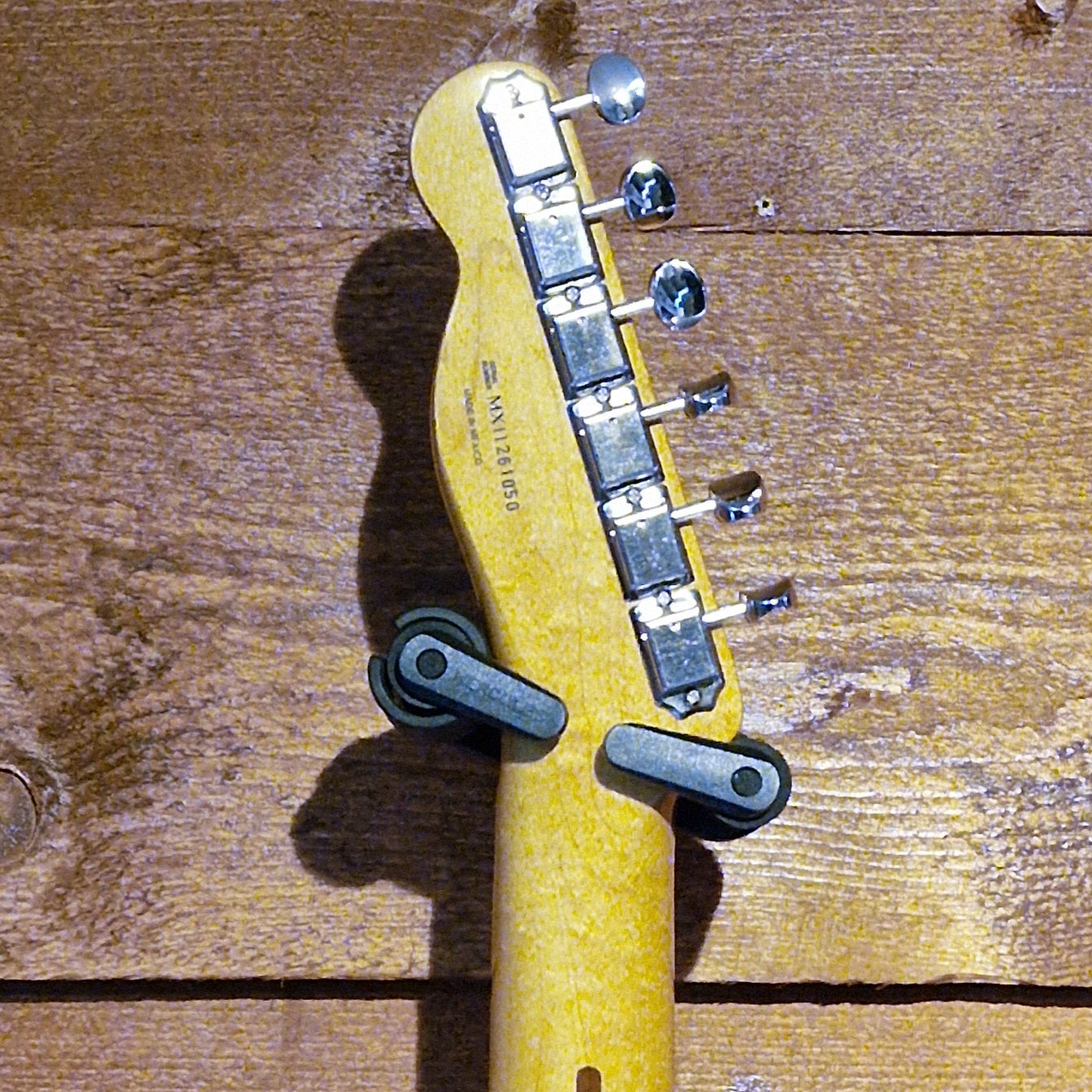 Fender Classic Series 50s Telecaster With Upgraded Pickups; Sunburst: Serial No: MX11261050 | Second Hand