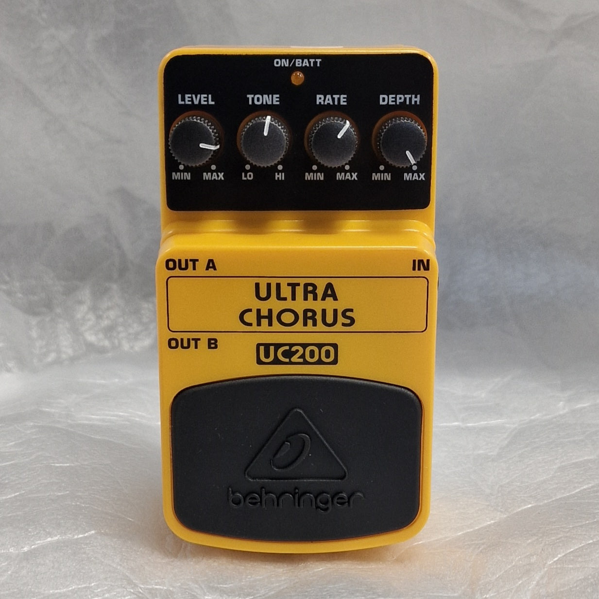 Behringer UC200 Ultra Chorus Pedal | Second Hand