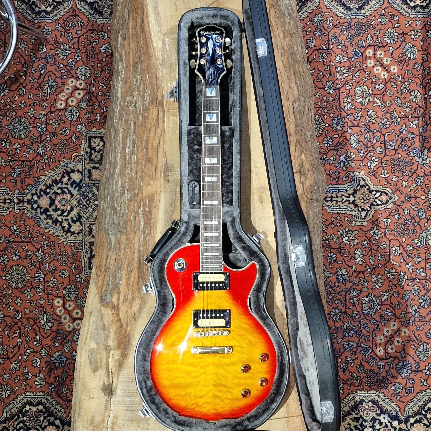 Epiphone Prophecy Les Paul Custom Plus GX; Heritage Cherry Sunburst: Serial No: 1310202239 | Second Hand