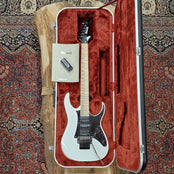 Ibanez Prestige RG2550Z; White Pearl Metallic: Serial Number: F0906379 | Second Hand