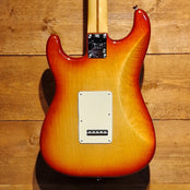 Fender American Standard Stratocaster; Sienna Sunburst: Serial No: Z8065203 | Second Hand