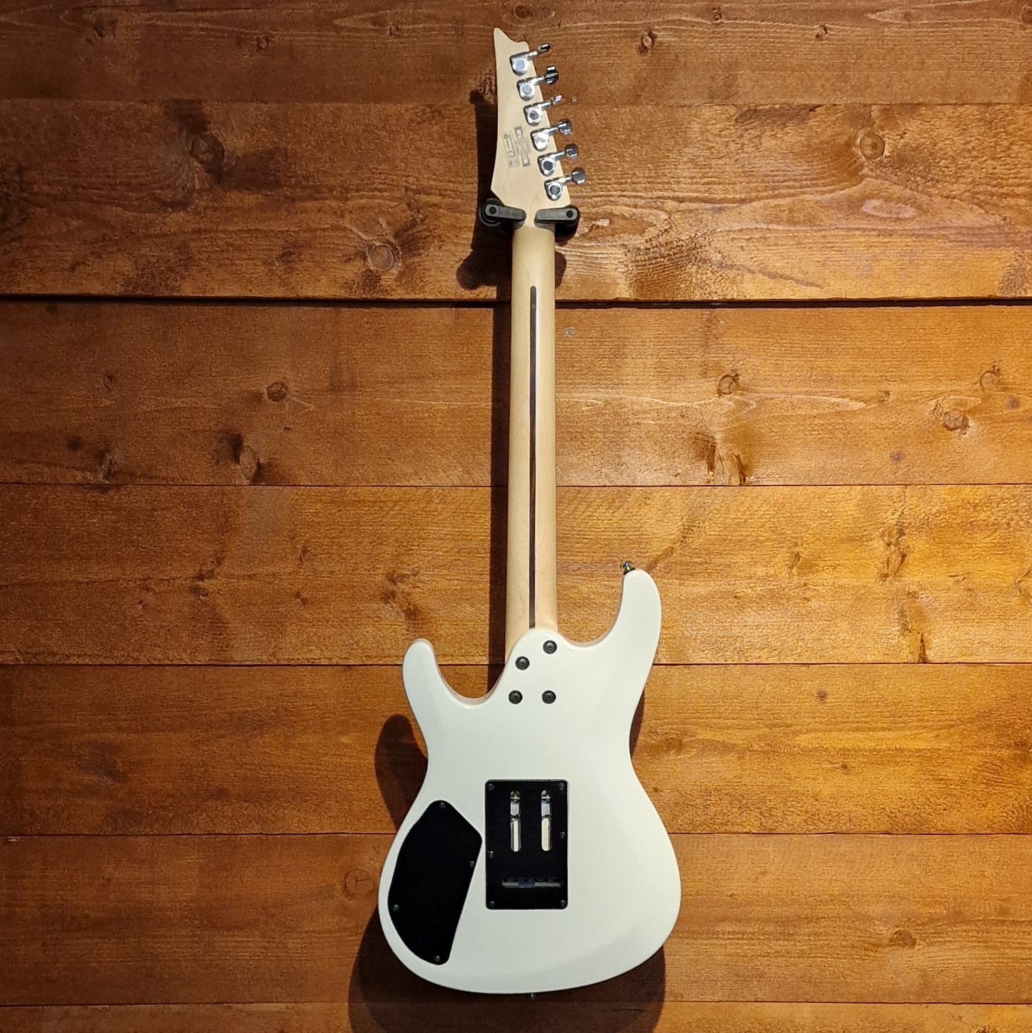 Ibanez GSA60 Electric Guitar; White: Serial Number: 100200629 | Second Hand