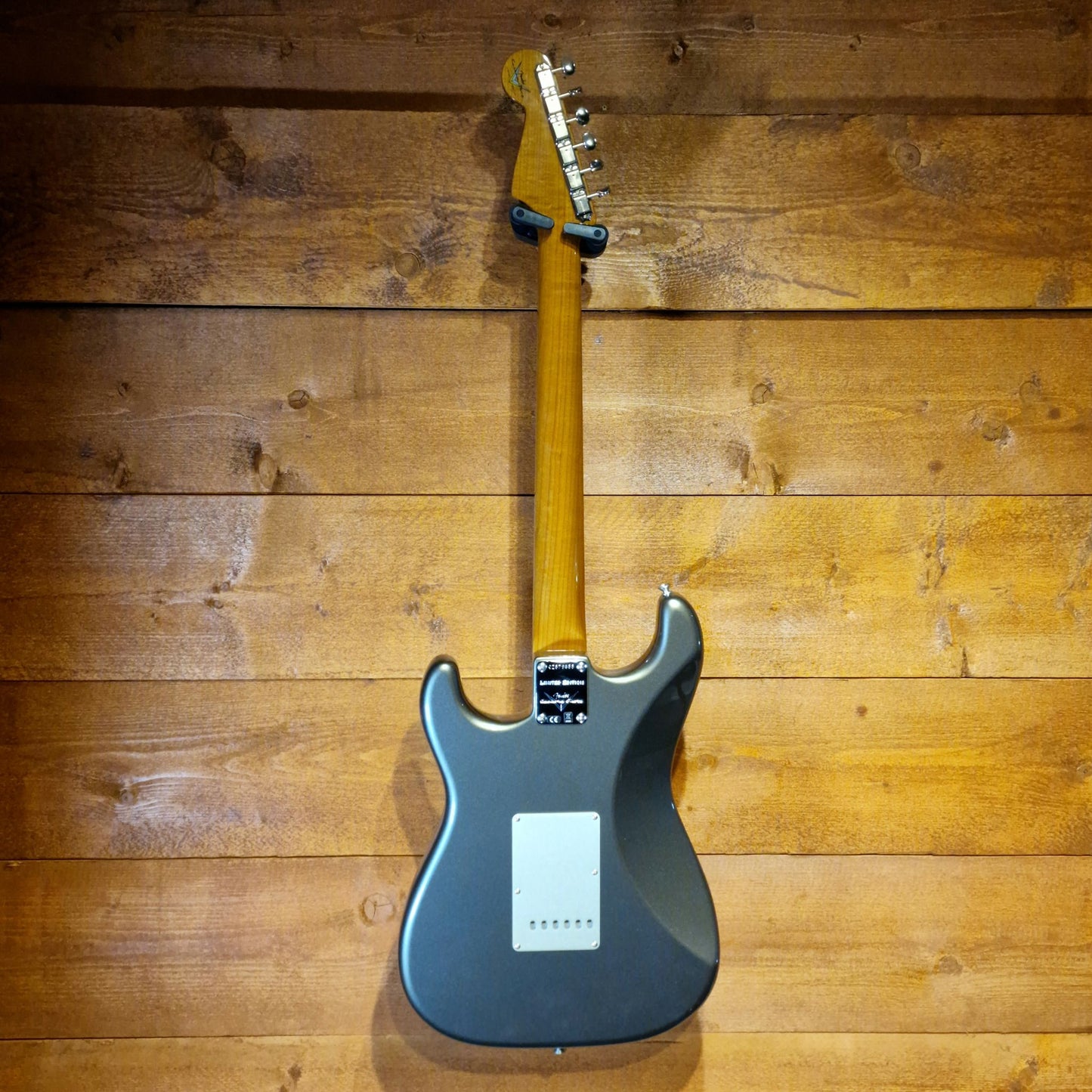 Fender Custom Shop Limited Edition Roasted Stratocaster Special NOS Electric Guitar May 2024; Aged Pewter : Serial Number: CZ579855 | Second Hand