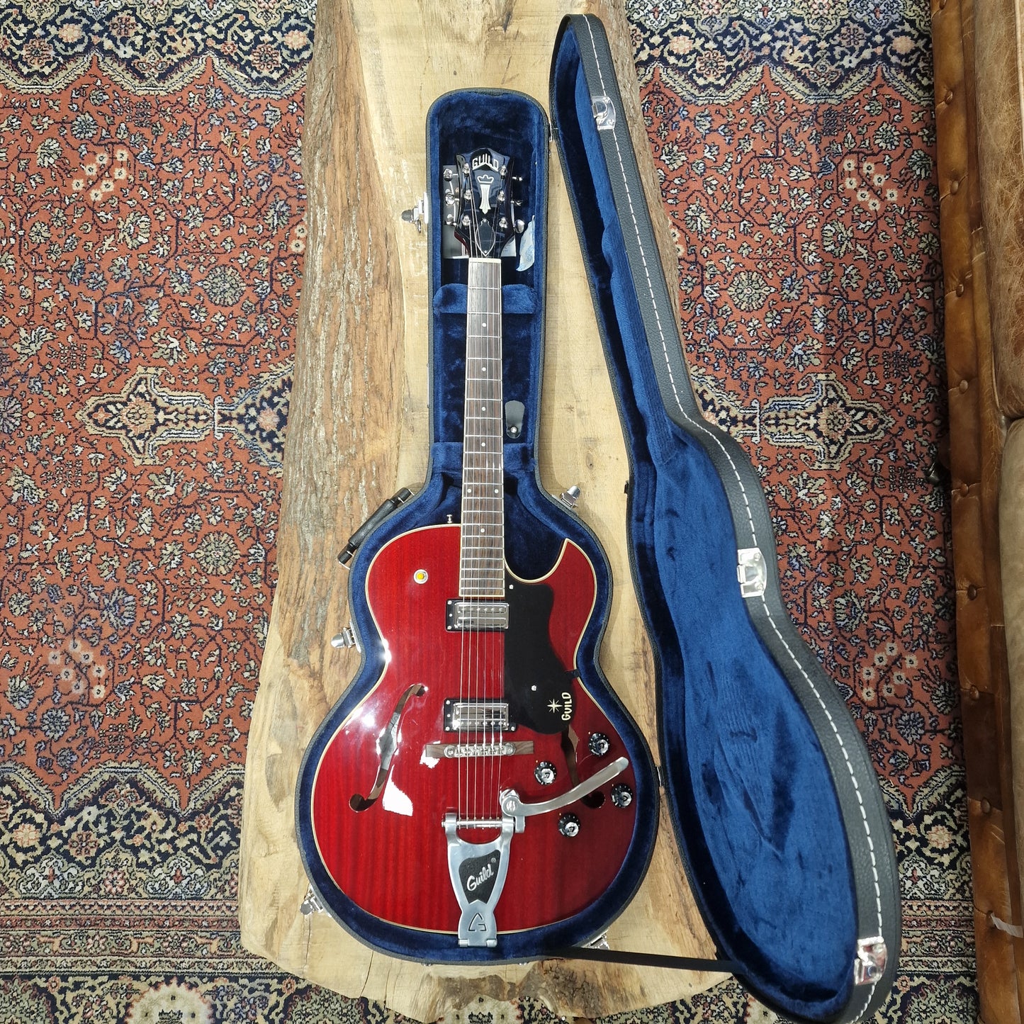 Guild Newark St. Collection Starfire III Hollow Body; Cherry Red: Serial No: KS91572145  | Second Hand