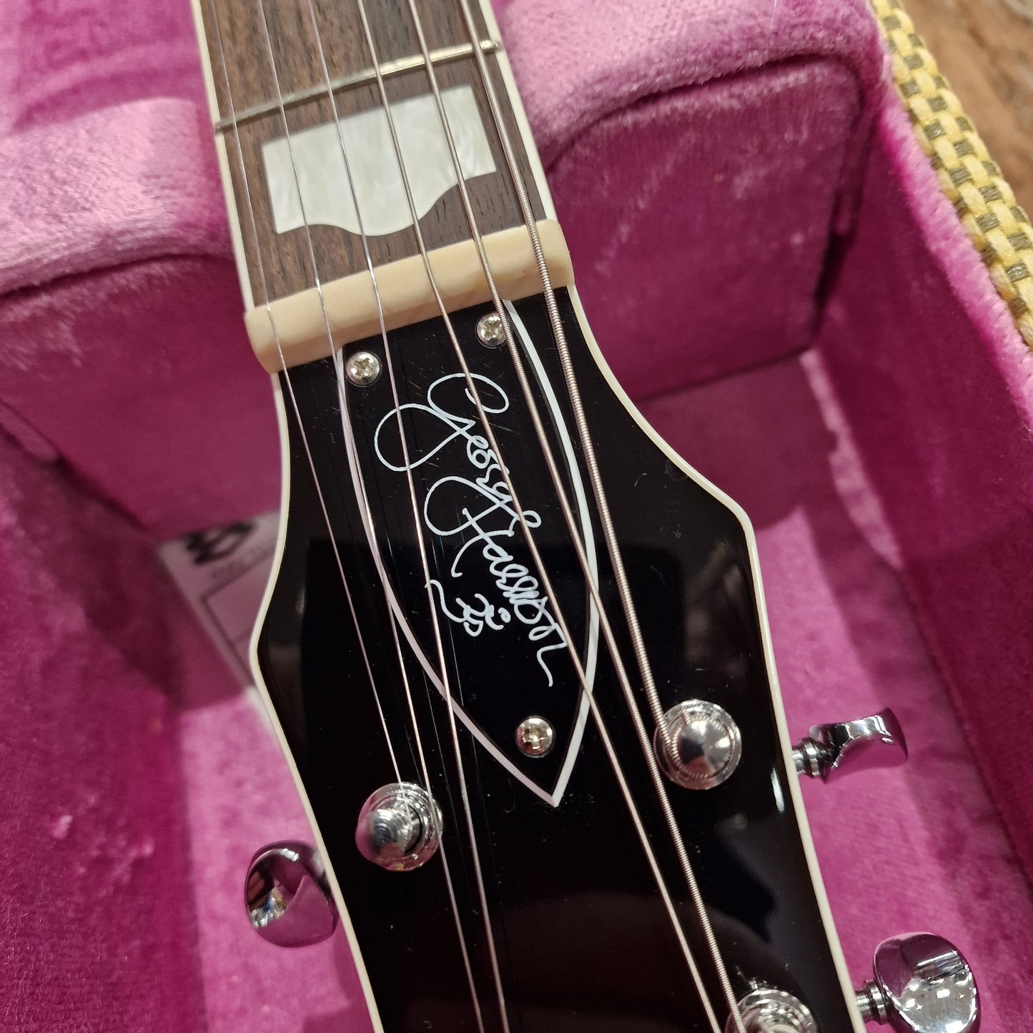 Gretsch G6128T-GH George Harrison Signature Duo Jet; Black: Serial No: JT11072811 | Second Hand