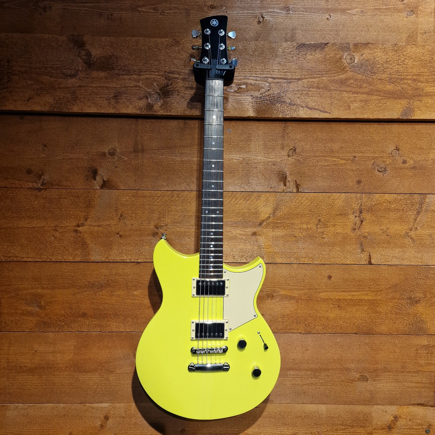 Yamaha Revstar Element RSE20; Neon Yellow With Locking Tuners: Serial No: IIJ223042 | Second Hand