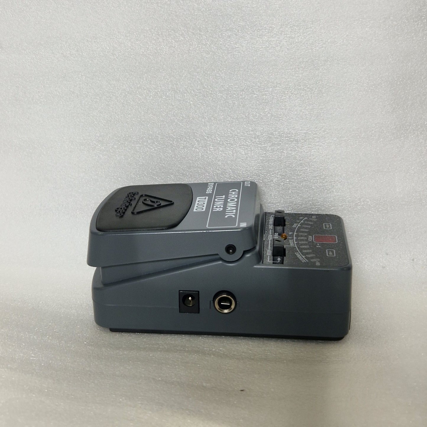 Behringer TU300 Chromatic Tuner | Second Hand