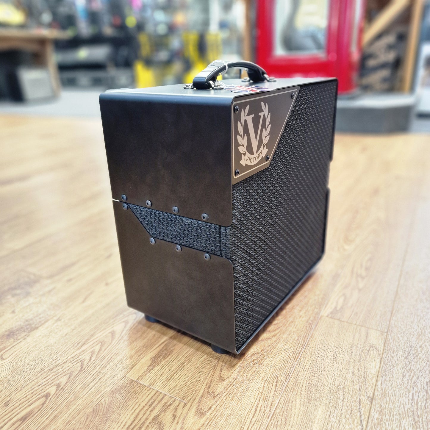 Victory Deputy V112 Lunchbox Guitar Cab | Second Hand