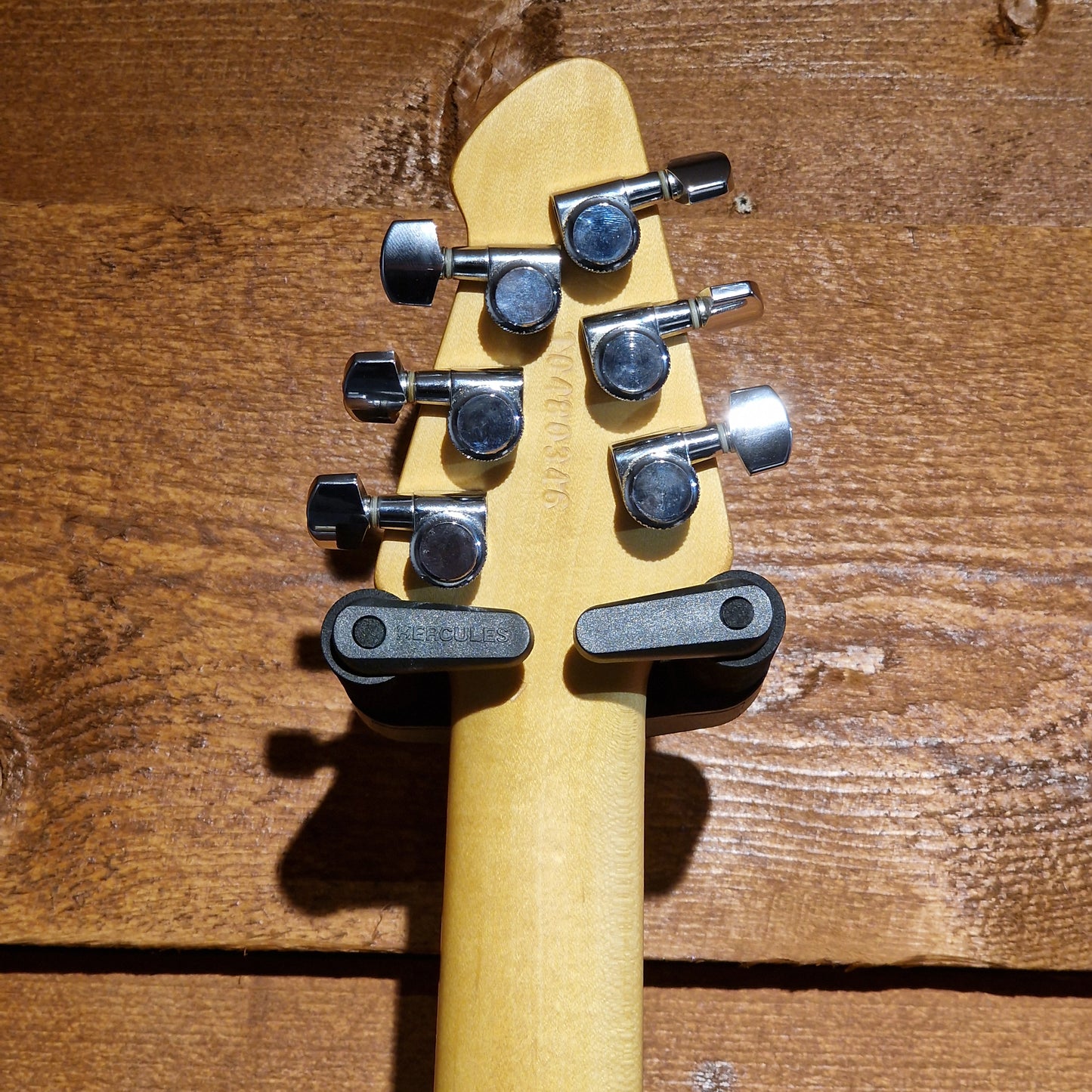 Peavey Firenza AX Electric Guitar; White: Serial Number: 10480346 | Second Hand
