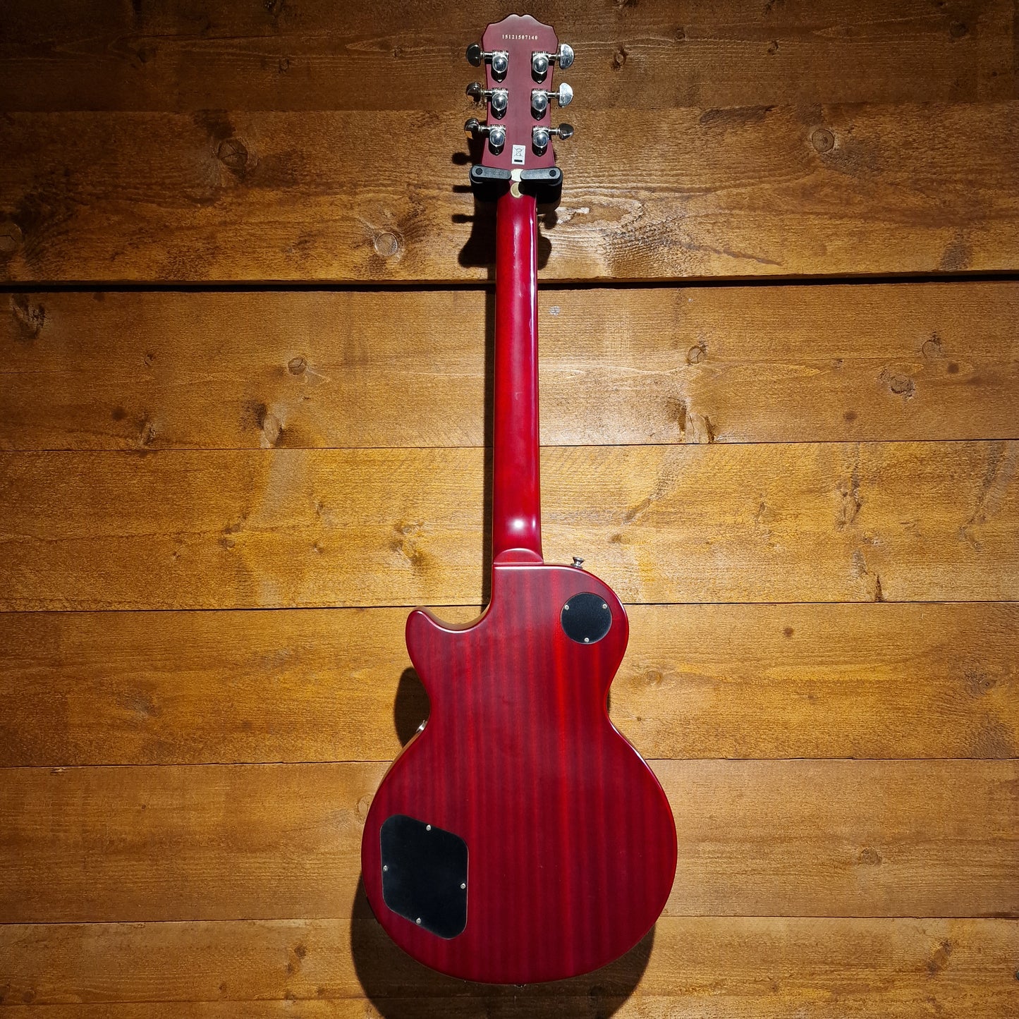 Epiphone Les Paul Studio; Wine Red: Serial No: 15121507140 | Second Hand