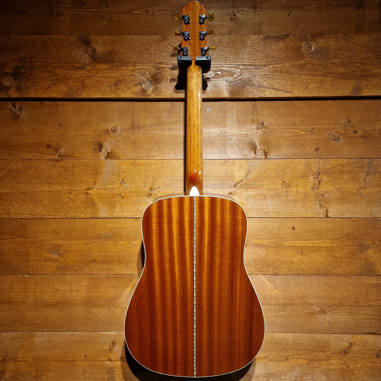 Crafter D8 Acoustic Guitar; Natural: Serial No: 5103412 | Second Hand