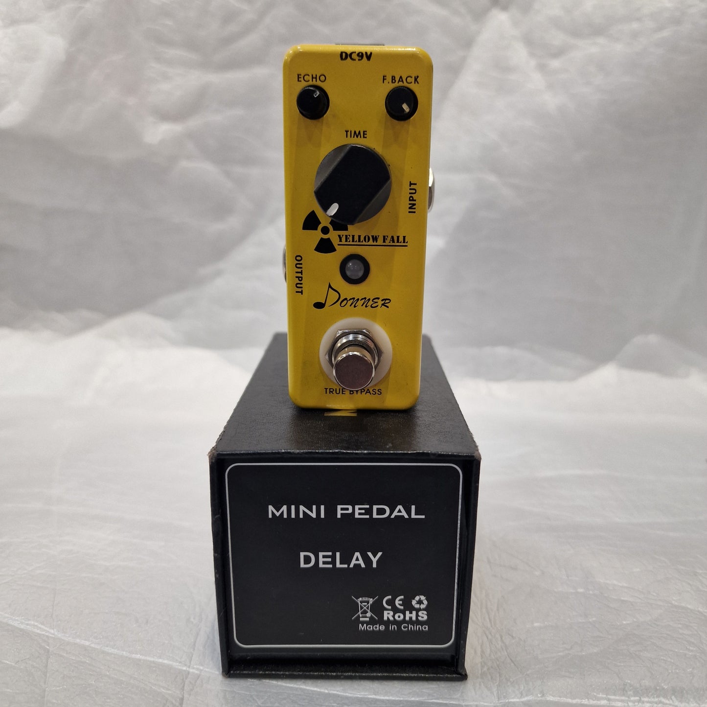 Donner Yellow Fall Delay Pedal | Second Hand