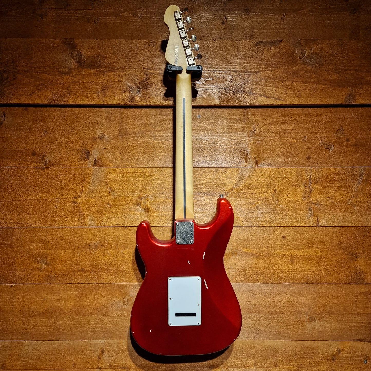 Vintage V6 ProShop Custom Build Lightly Distressed; Matt Candy Apple Red: Serial No: 121121367 | Second Hand