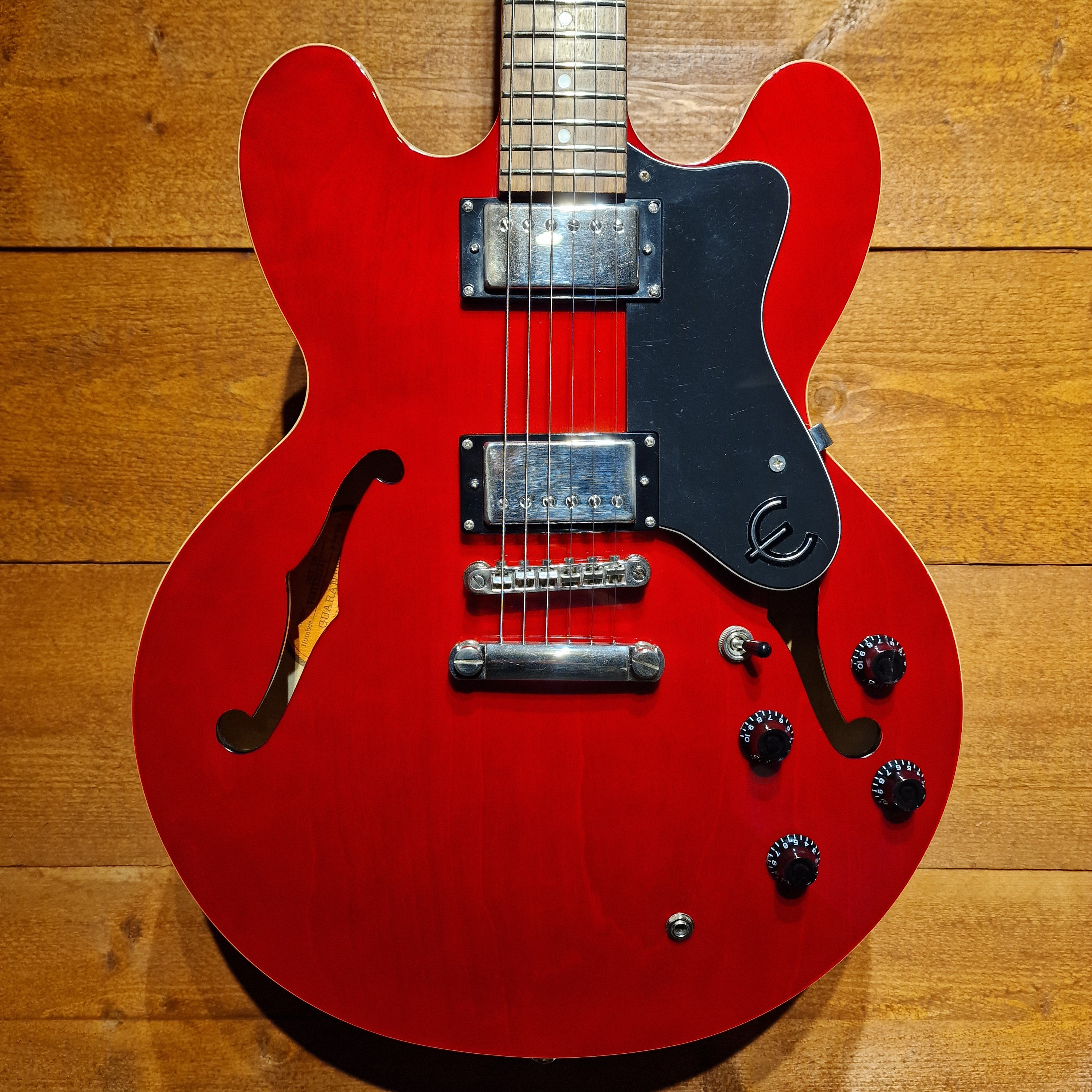 Epiphone Dot ES-335 Electric Guitar; Cherry: Serial No