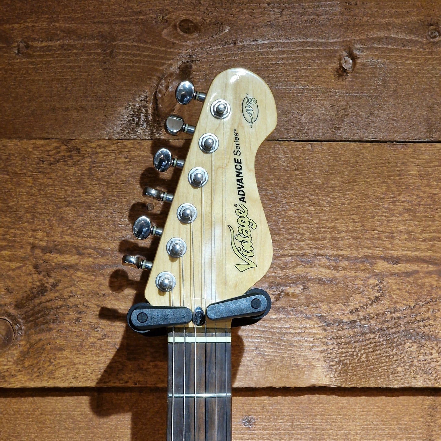 Vintage Advance AV6H Electric Guitar; Vintage White | Second Hand