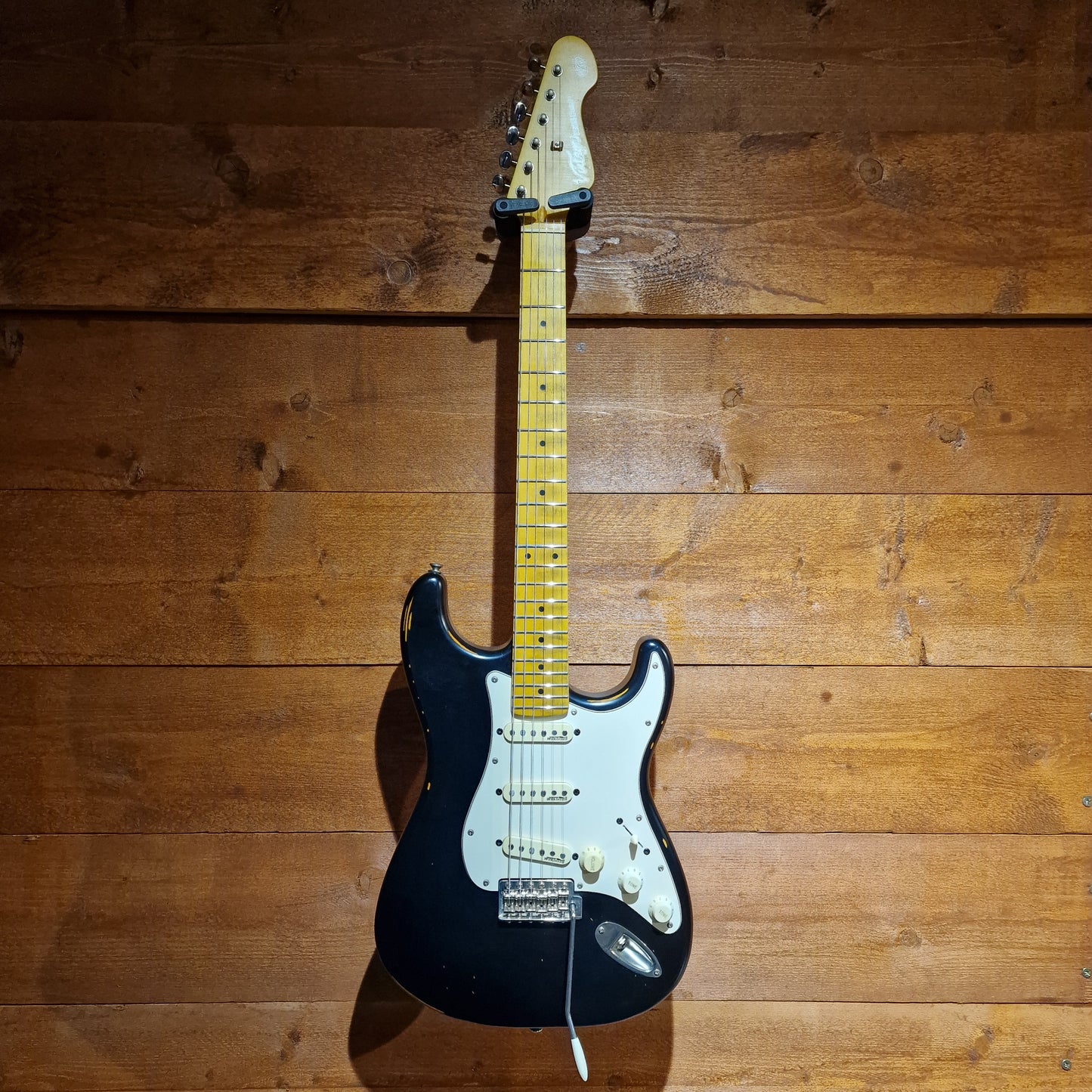 Vintage V6 Icon; Aged Boulevard Black | Second Hand
