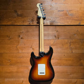 Fender American Standard Stratocaster; 3 Tone Sunburst: Serial No: Z9394962 | Second Hand