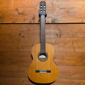 Admira Sevilla Classical Guitar: Serial No: 42108907 | Second Hand