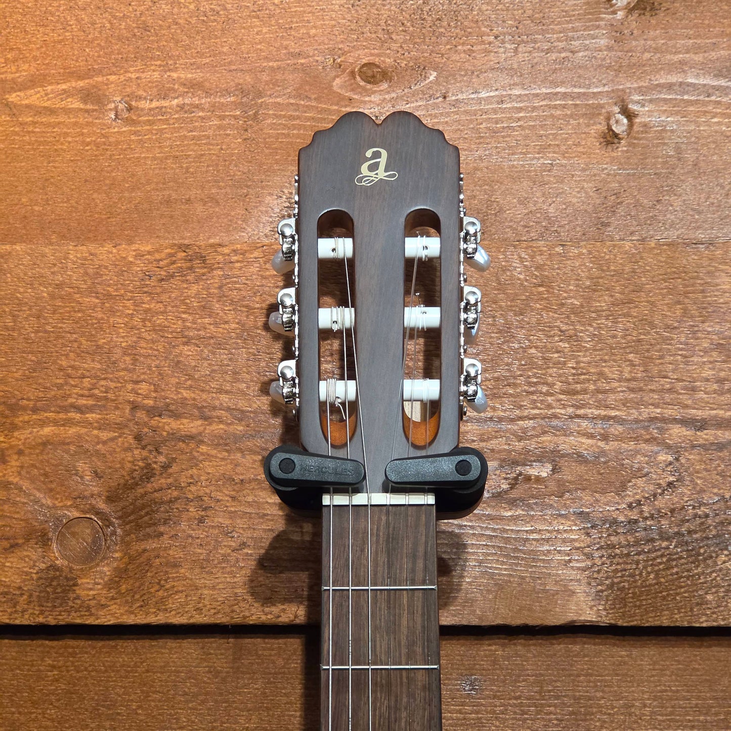Admira Sevilla Classical Guitar: Serial No: 42108907 | Second Hand