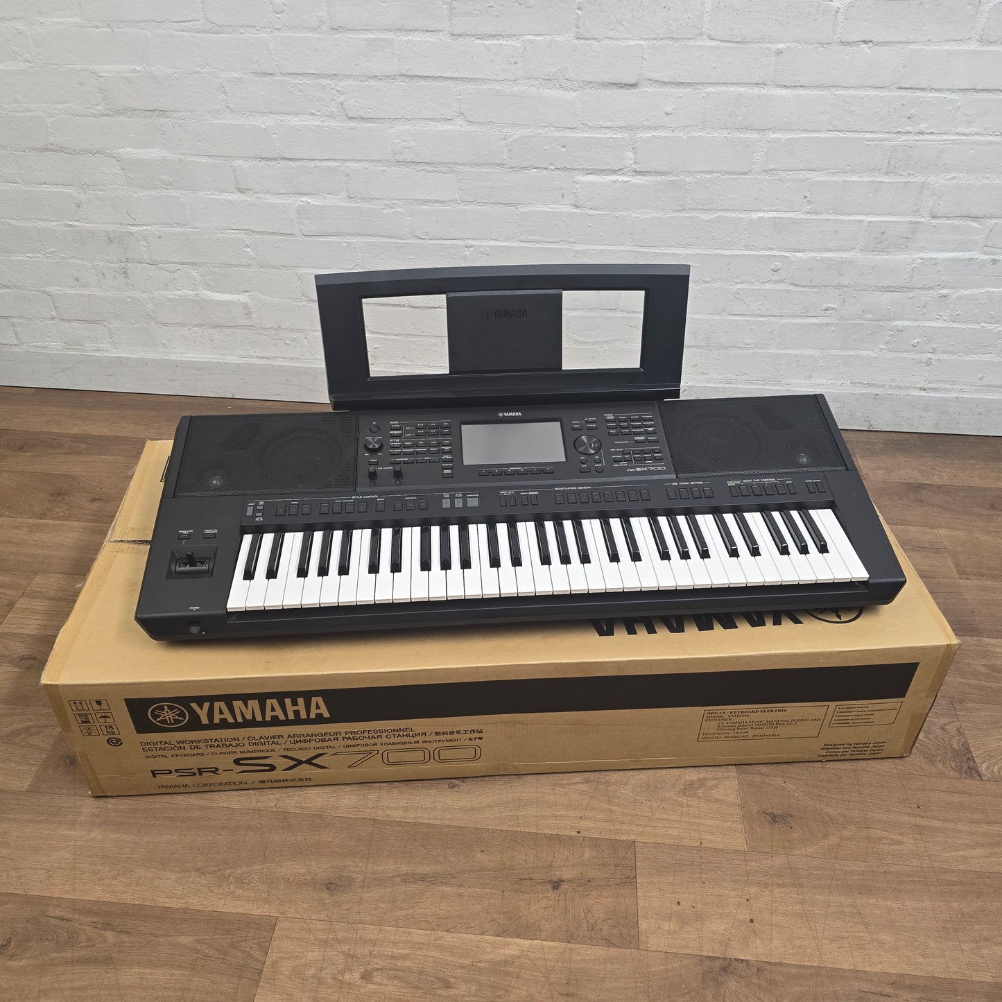 Yamaha PSR-SX700 Keyboard; Serial No: BCAP01011 | Second Hand
